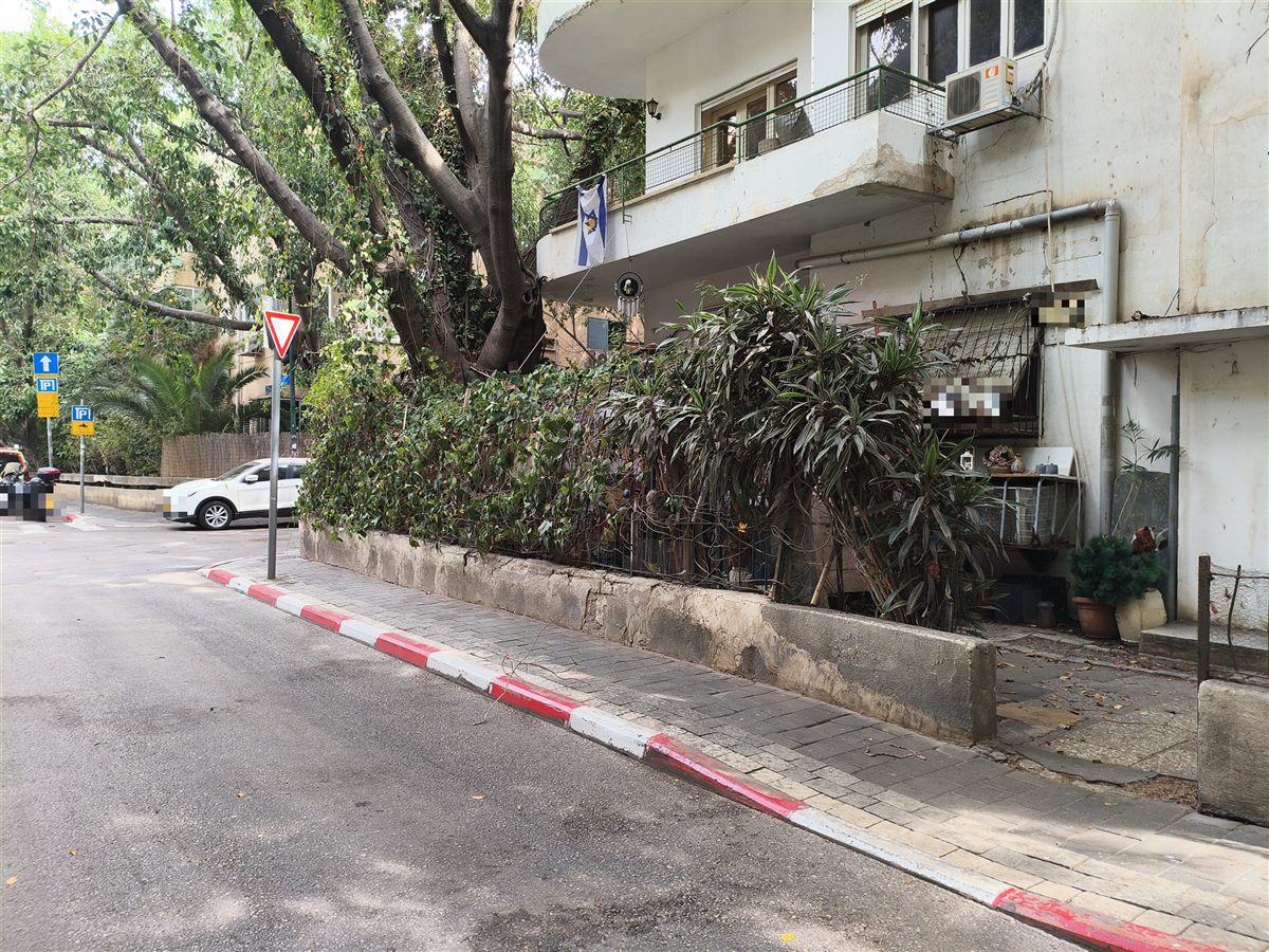 הצומת ברחוב המלך כורש שבה צולמה סצנת מוכר הנפט, היום